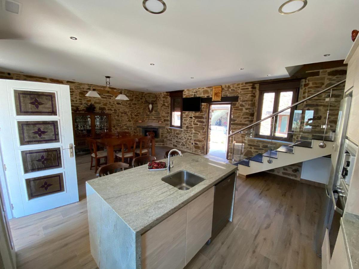 Casa Amada Con Piscina Villa Murias de Pedredo Bagian luar foto
